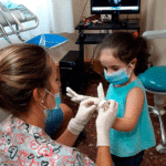 Cómo se debe abordar el miedo al dentista en los niños